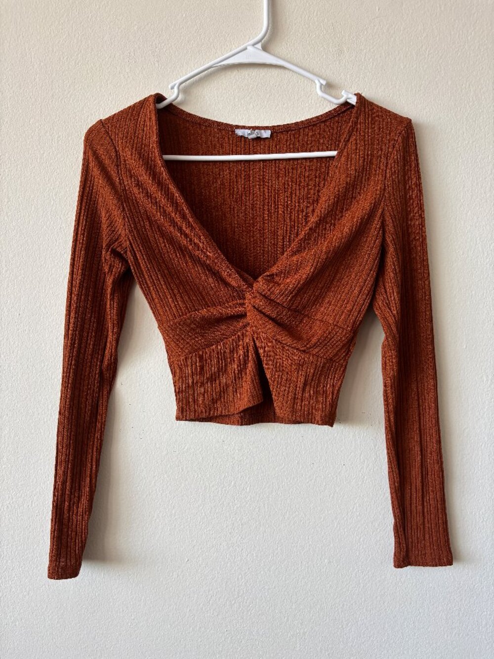 Iris Rust Long Sleeve Long Sleeve Twist Front Top - Size Small